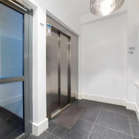Apartment Bright And Modern Apt Near The Champs-elysees