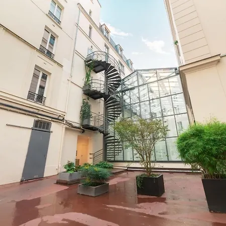 Bright And Modern Apt Near The Champs-elysees Parigi